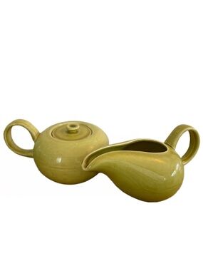 Vintage Russel Wright American Modern Sugar Bowl and Creamer